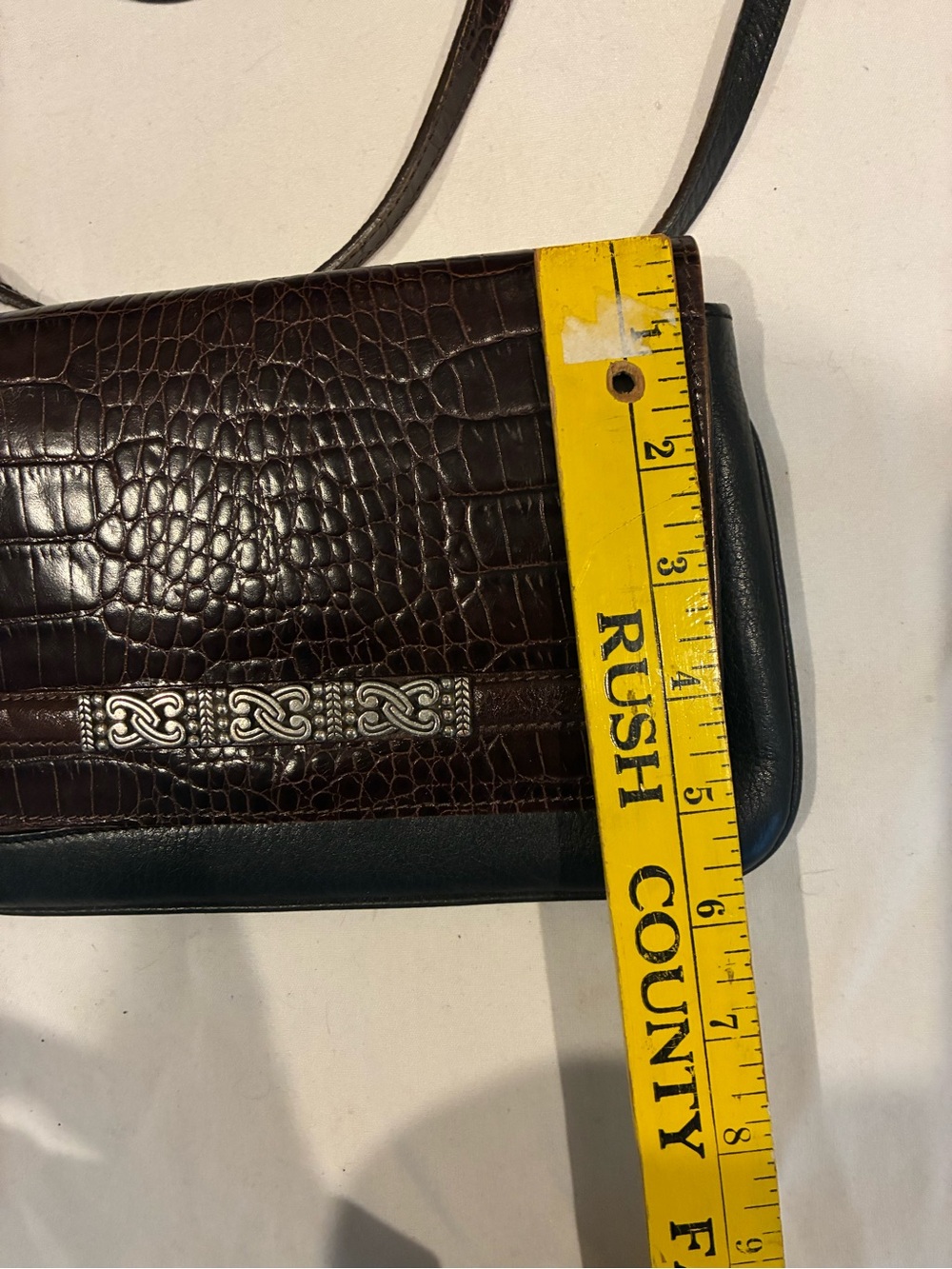 Brighton Leather Croc-Embossed Crossbody Purse Dark Brown / Black Silver Clasps - Picture 12 of 15